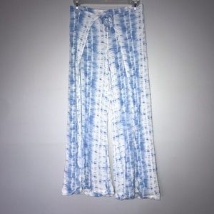 🤍 Blue + White Flowy Pants